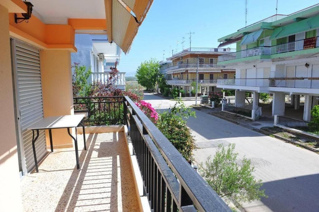 Apartments Dimitra Paralia Dionysiou Exteriér fotografie