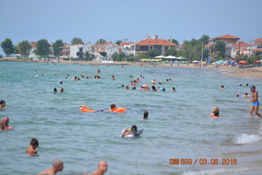 Apartments Dimitra Paralia Dionysiou Exteriér fotografie