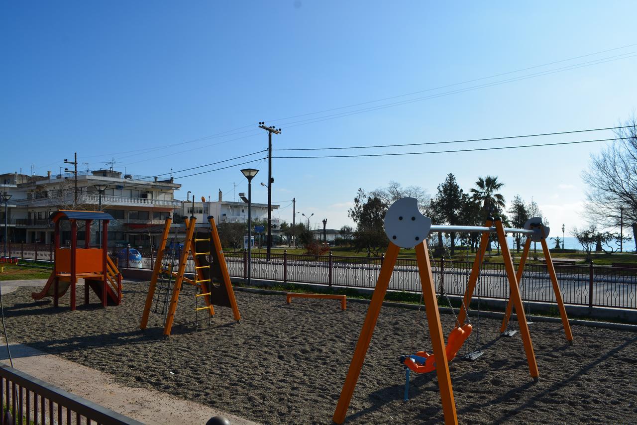 Apartments Dimitra Paralia Dionysiou Exteriér fotografie