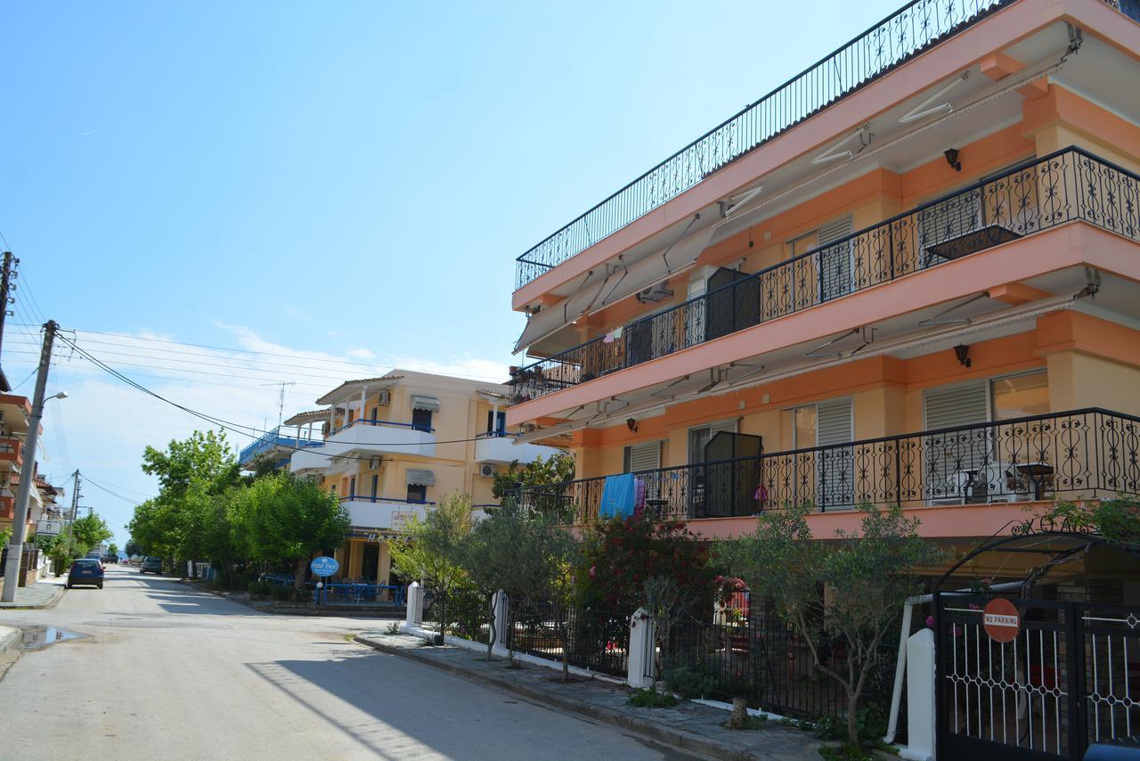 Apartments Dimitra Paralia Dionysiou Exteriér fotografie