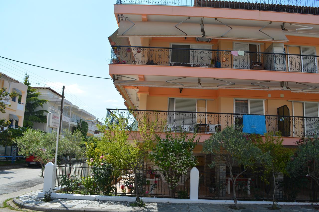 Apartments Dimitra Paralia Dionysiou Exteriér fotografie
