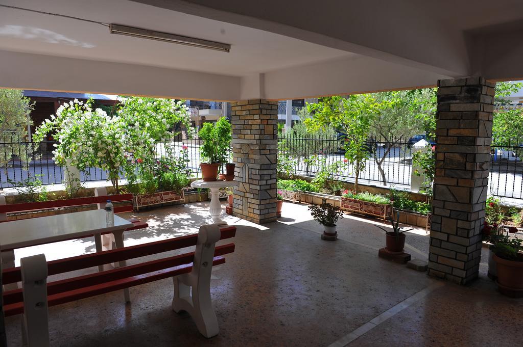 Apartments Dimitra Paralia Dionysiou Exteriér fotografie