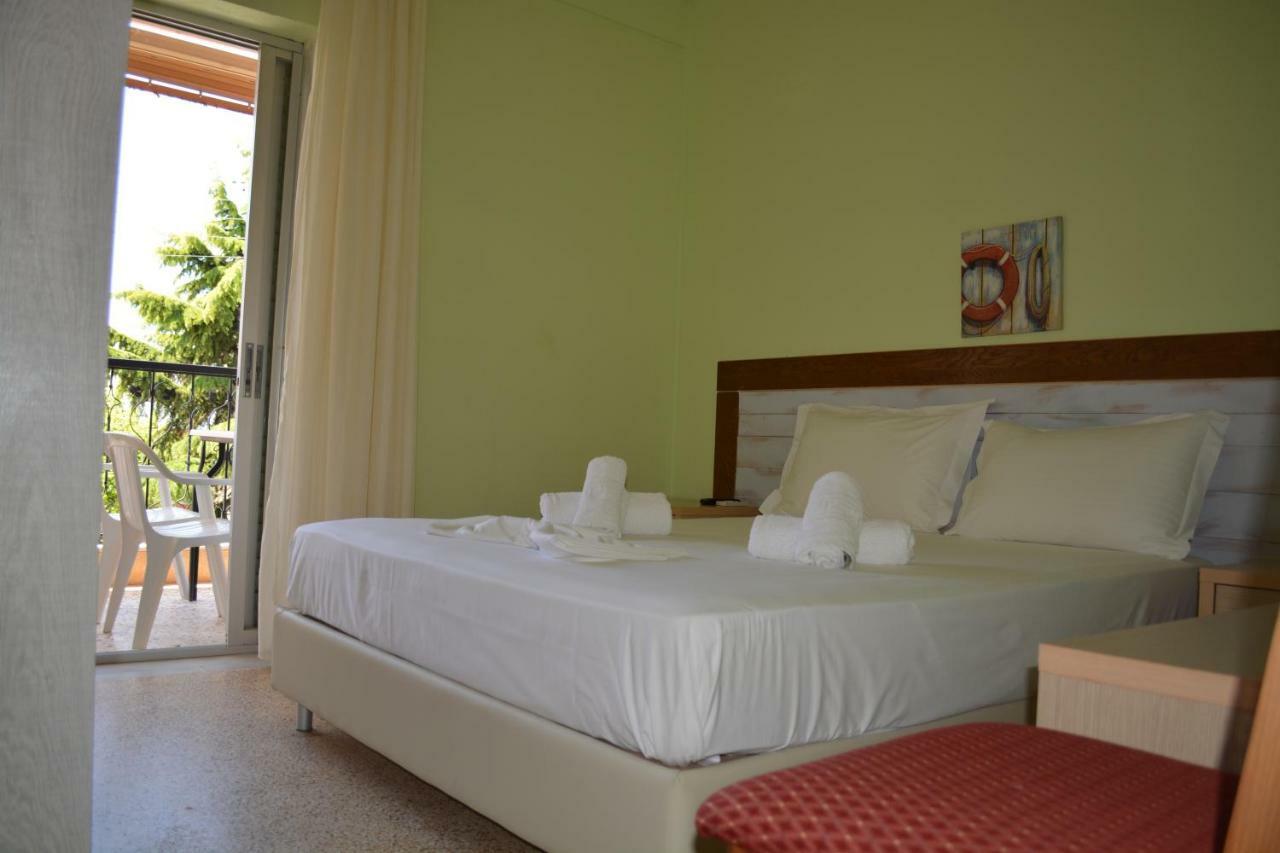 Apartments Dimitra Paralia Dionysiou Exteriér fotografie